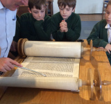 Year 5 visit to the Radlett Reform Synagogue 27.11.19