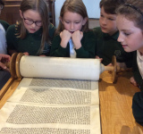 Year 5 visit to the Radlett Reform Synagogue 27.11.19